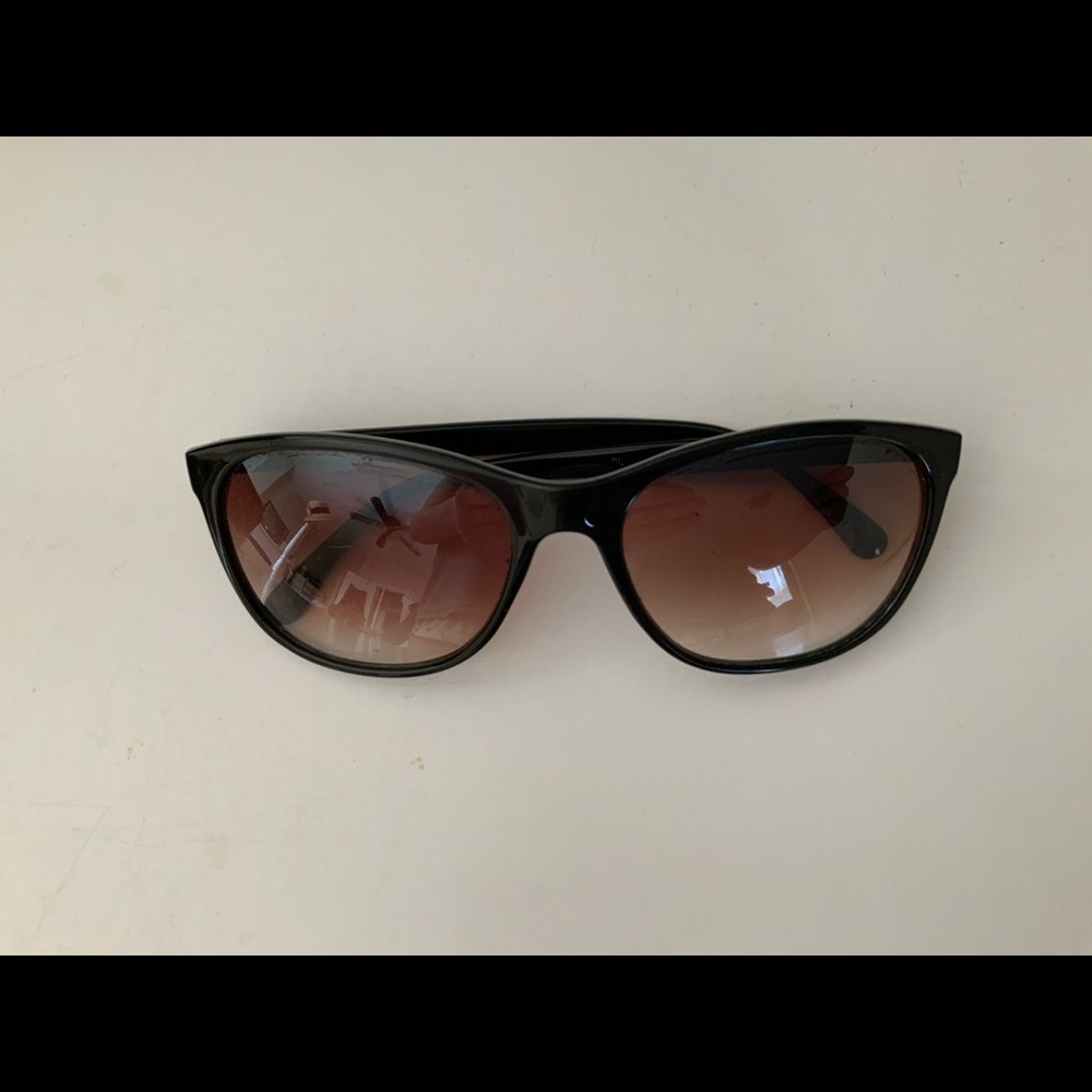 Black Women’s Sunglasses